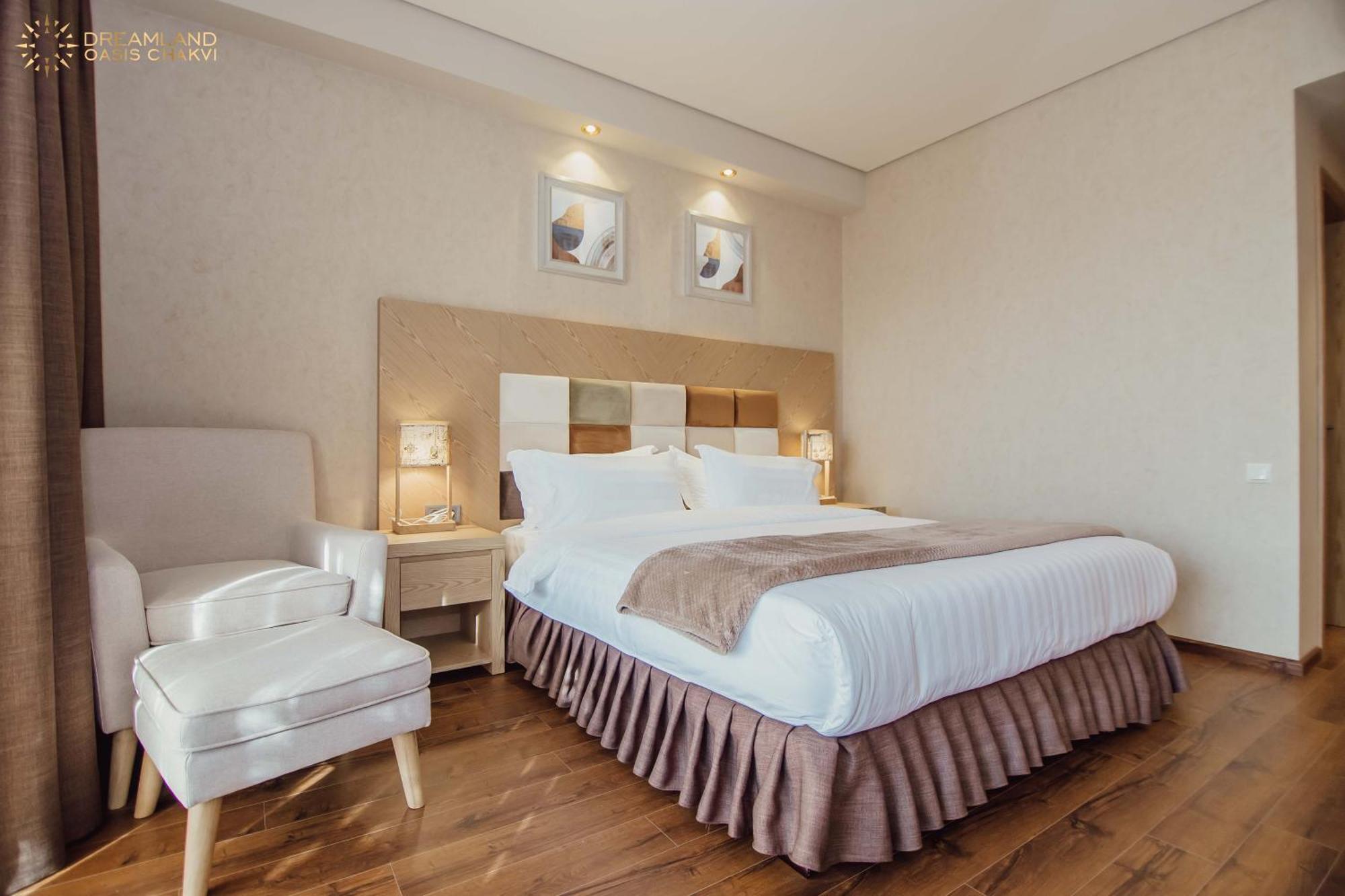 Dreamland Oasis Aparthotel Kobuleti Exterior photo