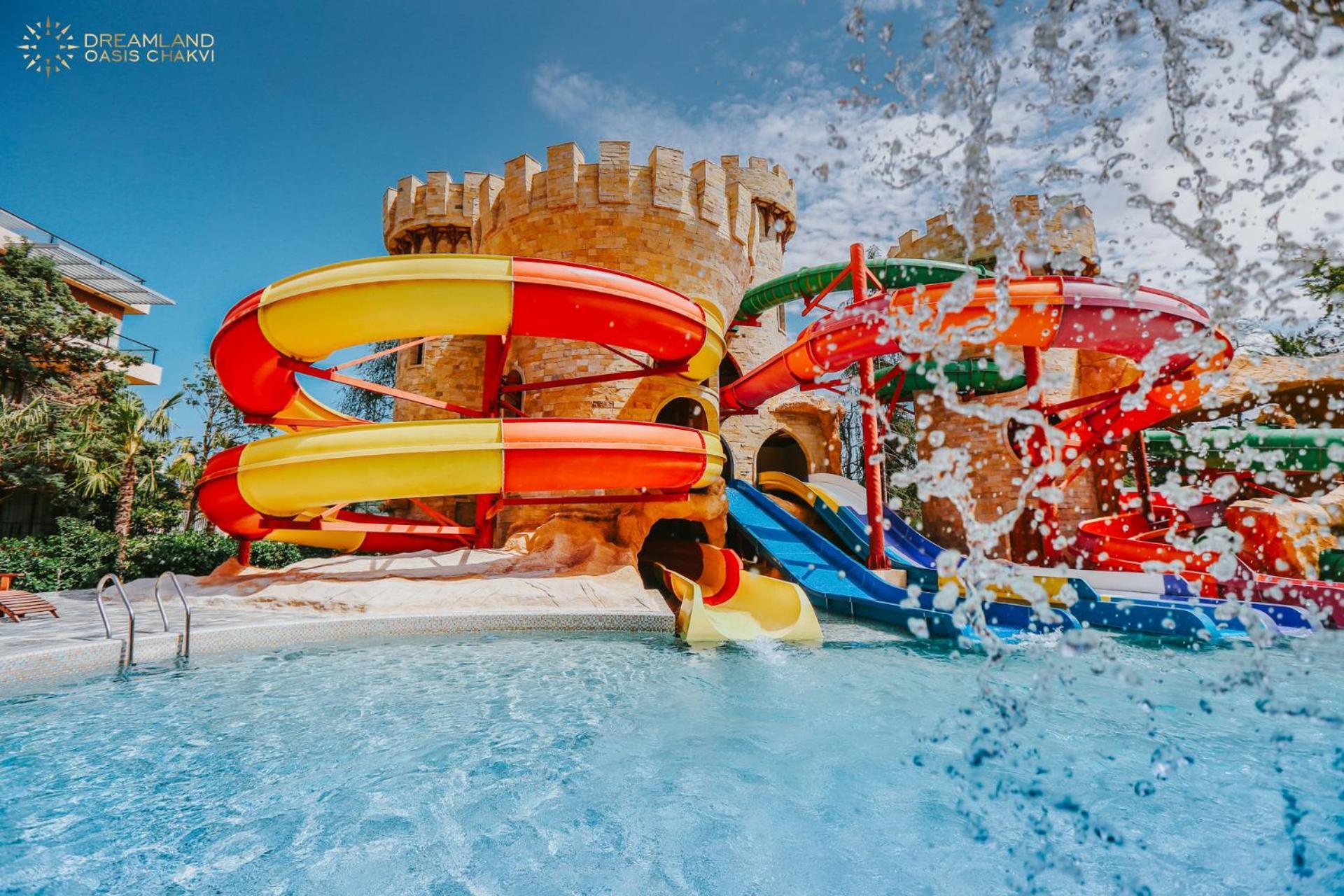 Dreamland Oasis Aparthotel Kobuleti Exterior photo
