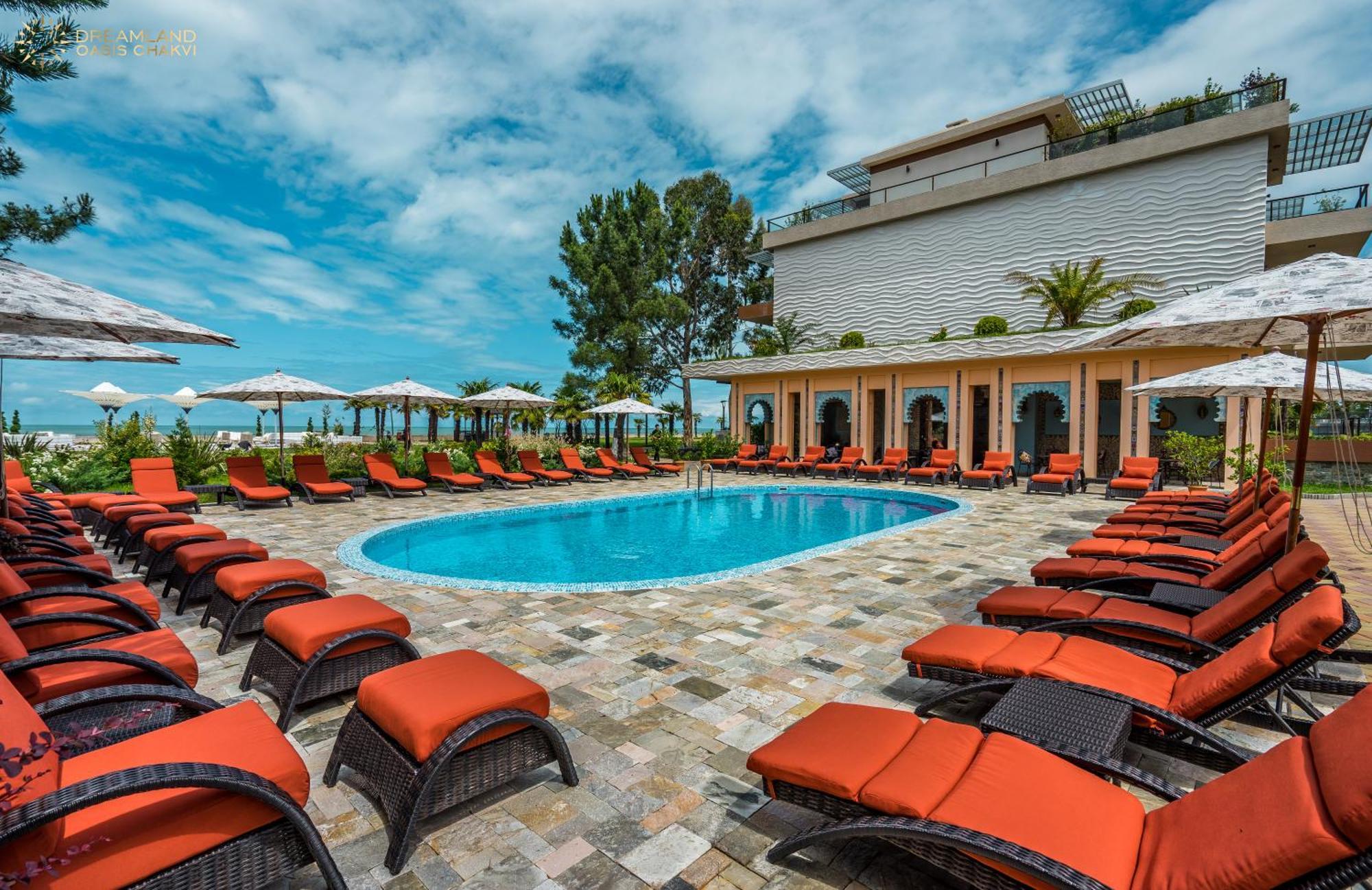 Dreamland Oasis Aparthotel Kobuleti Exterior photo